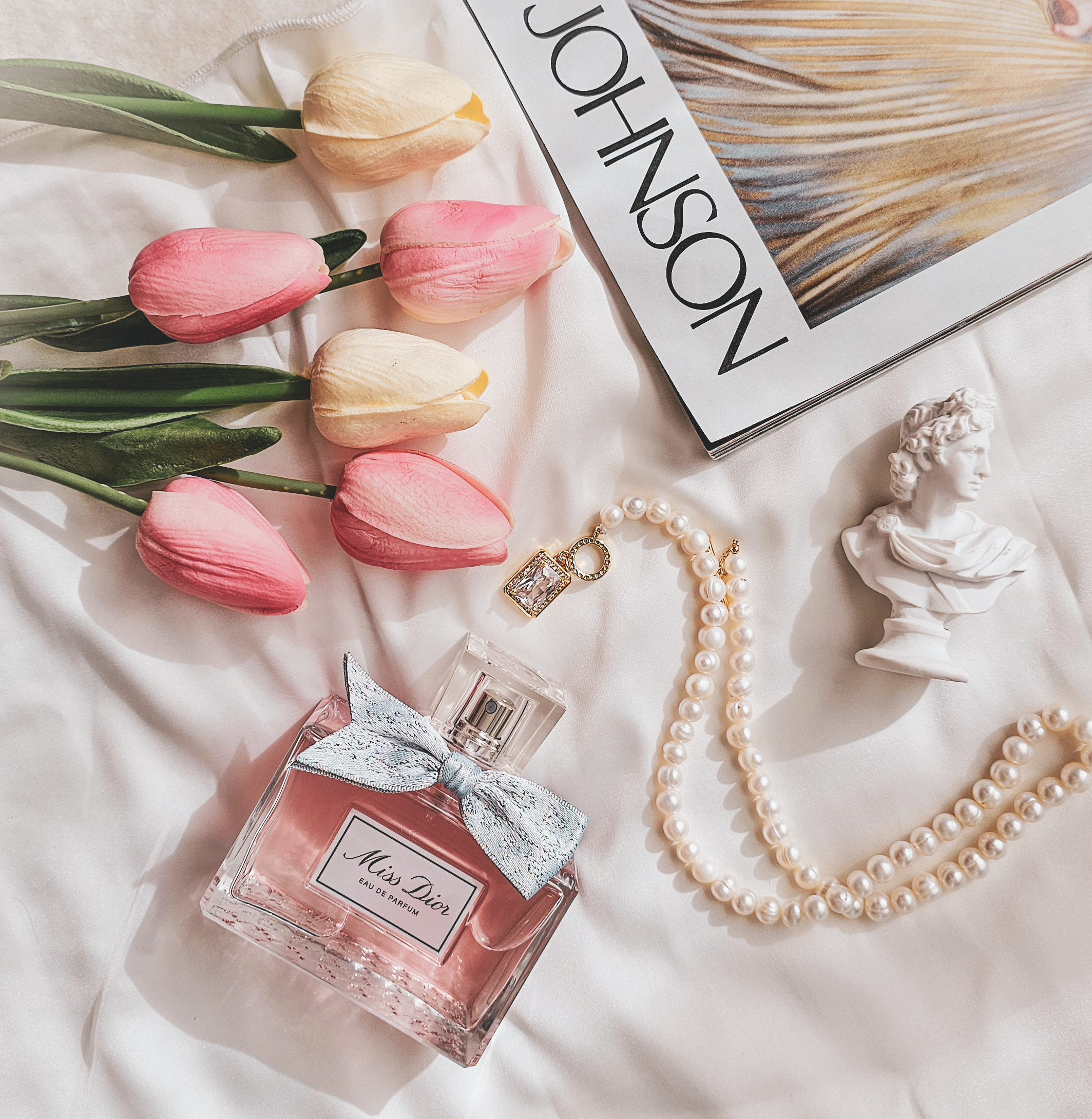 Flatlay Composition 3