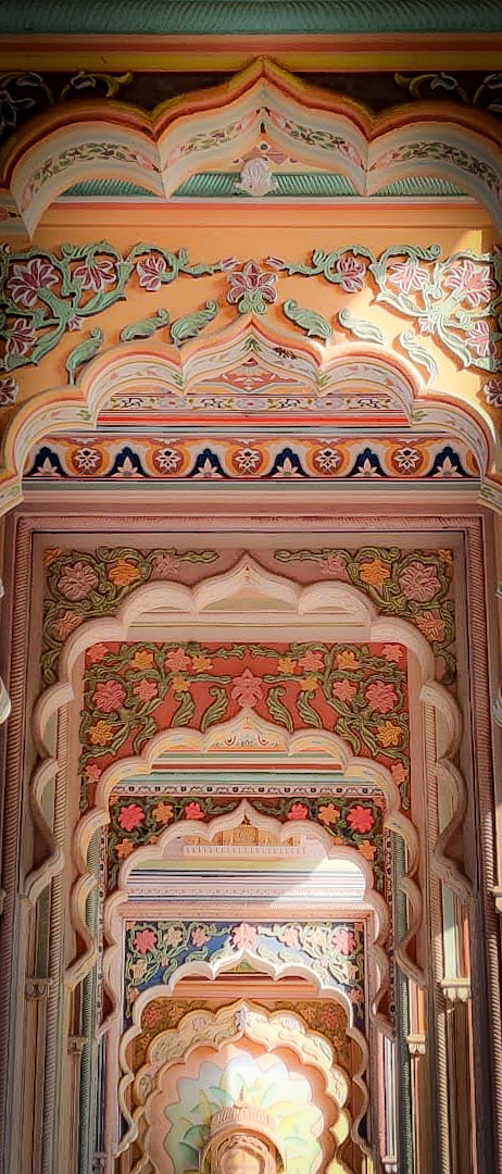 The Infinity Gate â€” frame within a frame